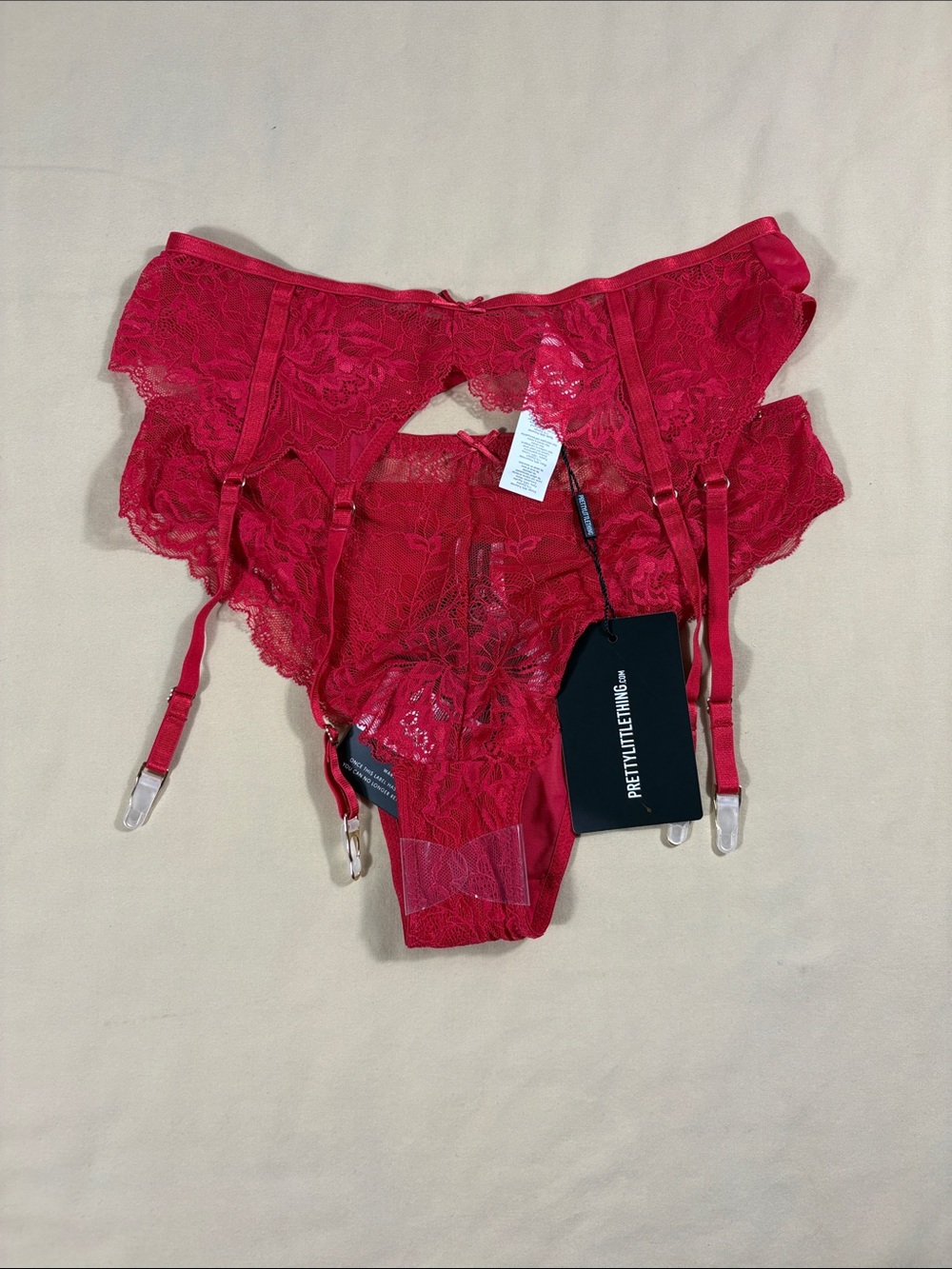 NWT PrettyLittleThing Scarlet Red Lace‎ Garter Panty 2-Piece Set Size 8